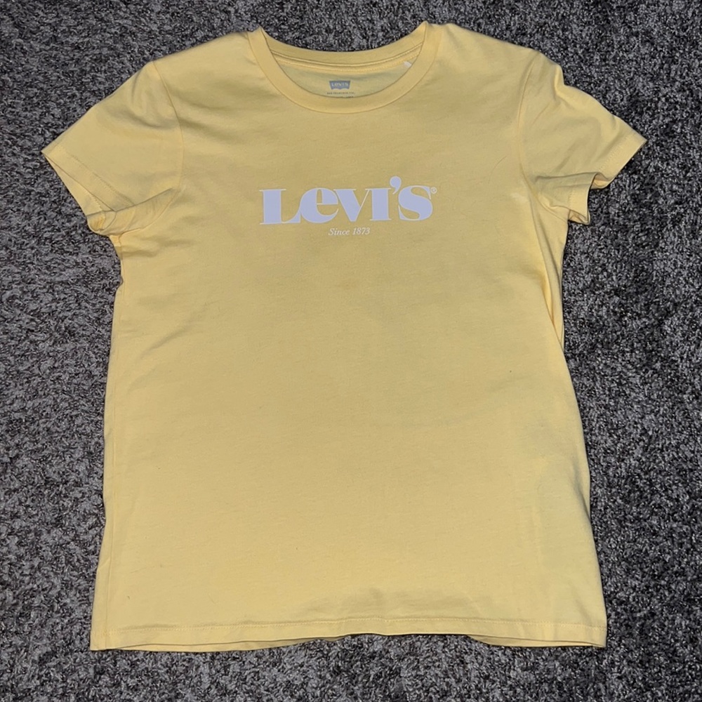 Levi’s shirt